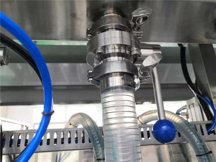 машина для розлива шоколада