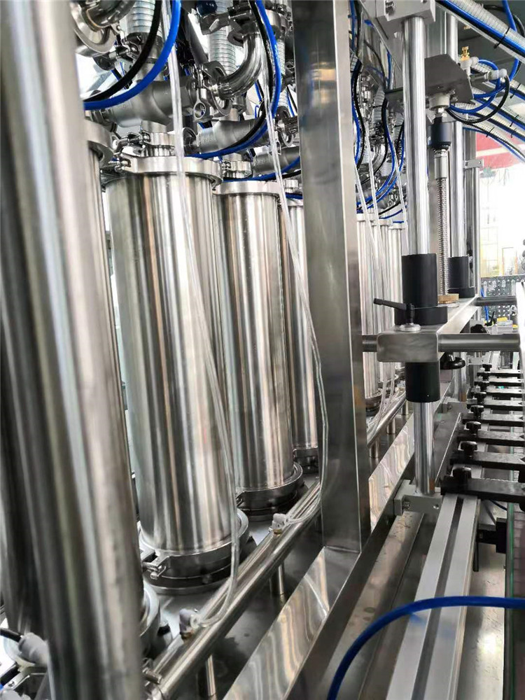 Маслозаправочная машина